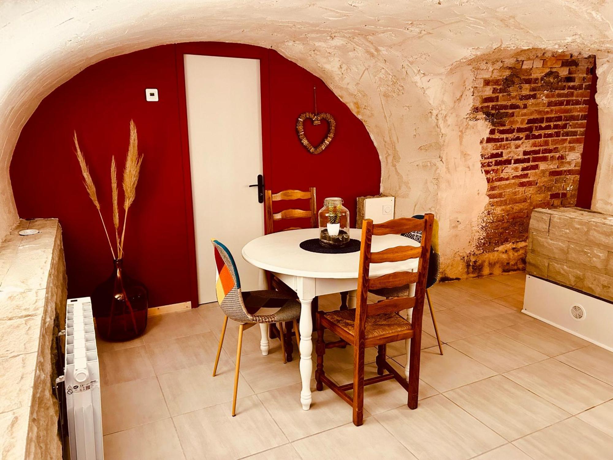 Renaison La Cave Aux Lumieres - Proche Centre-Ville - 2 Chambres - Wifi מראה חיצוני תמונה