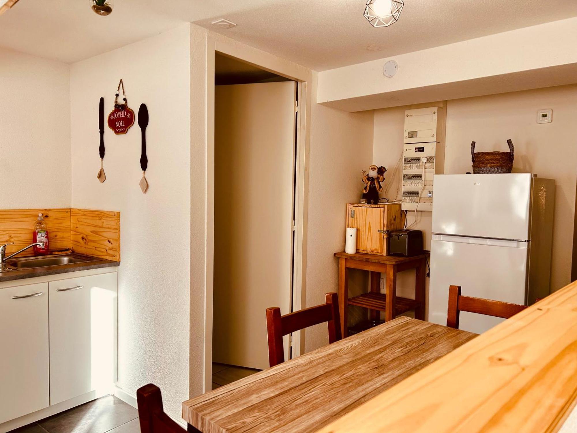 Renaison La Cave Aux Lumieres - Proche Centre-Ville - 2 Chambres - Wifi מראה חיצוני תמונה